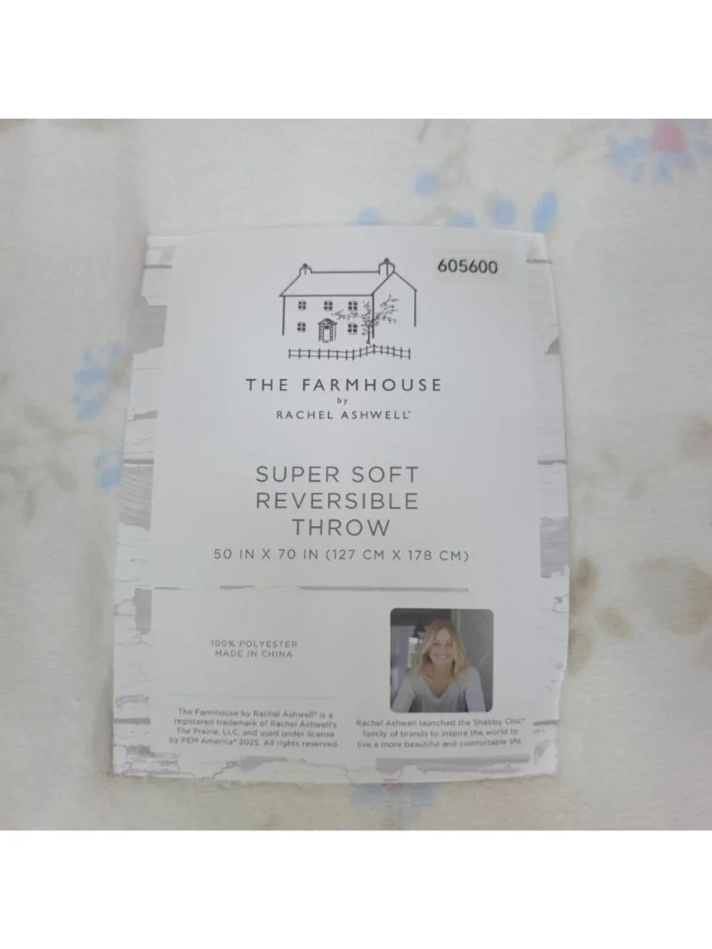 The Farmhouse By Rachel Ashwell Super Soft Reversible Throw 50